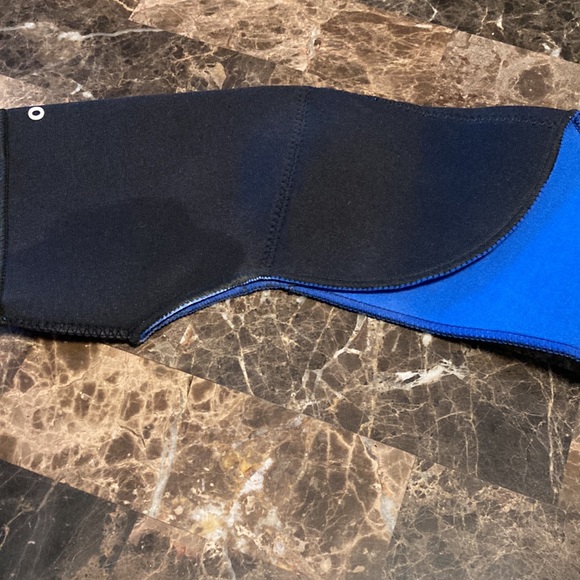 💙ANY 2 for $10 - Picture 4 of 4